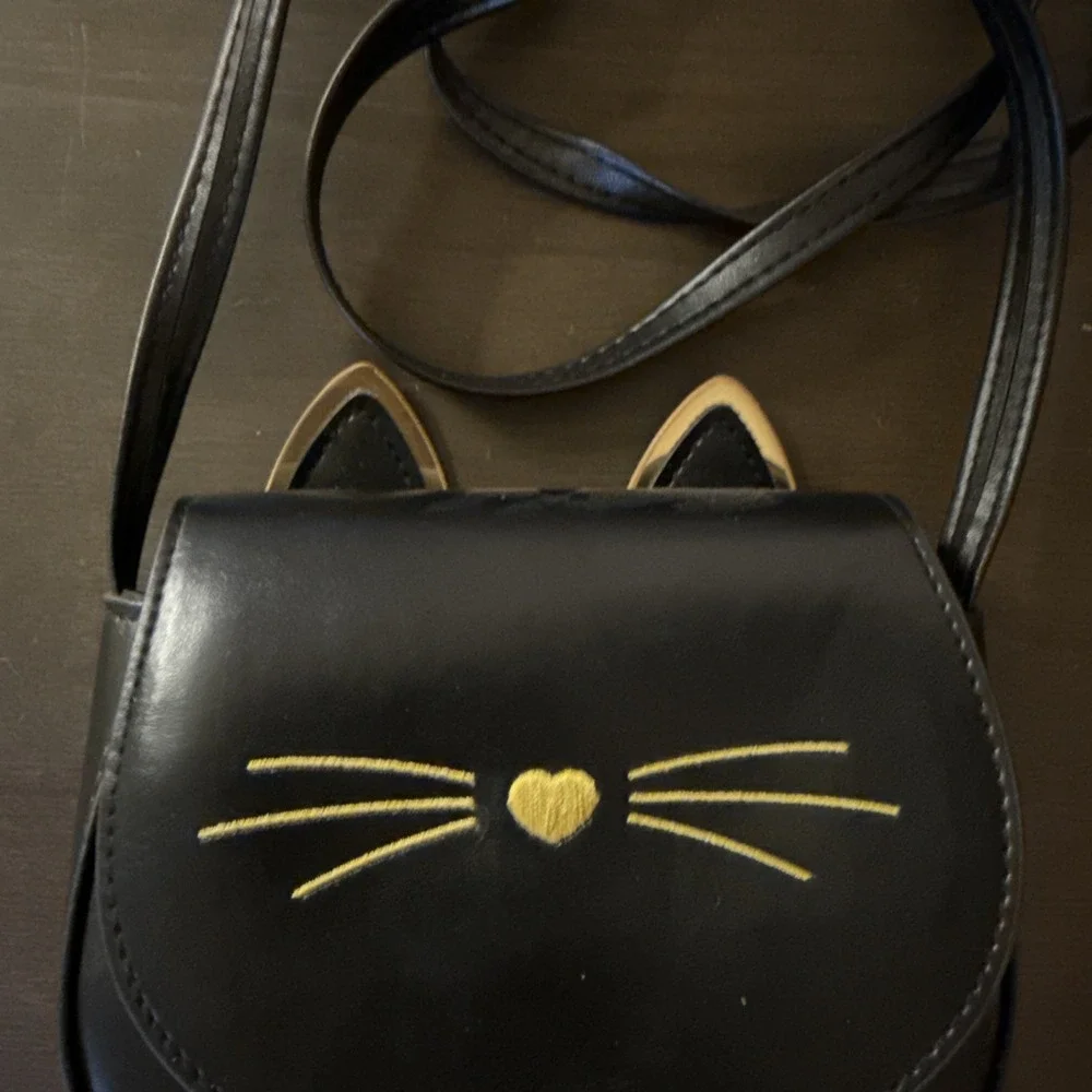 black kitty shaped crossbody purse‎ 6x5